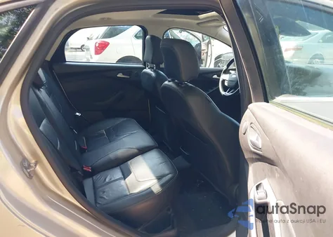 2017 Ford Focus Titanium from USA, damaged, VIN 1FADP3J28HL331830